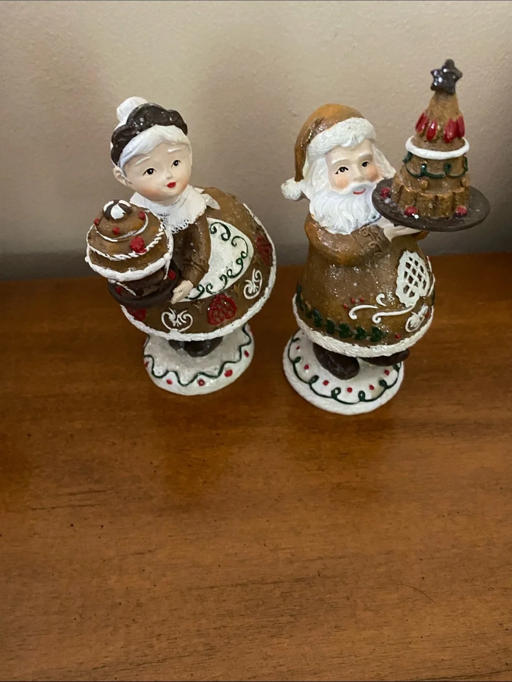 Holiday Gingerbread Santa & Mrs. Claus Figurine Set - Brown